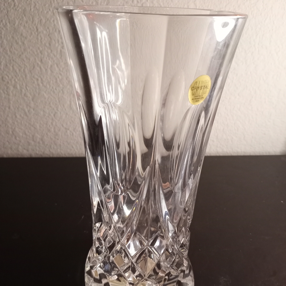 EXQUISITE Capri Crystal Italy 8" Clear Crystal Vase.NEVER USED